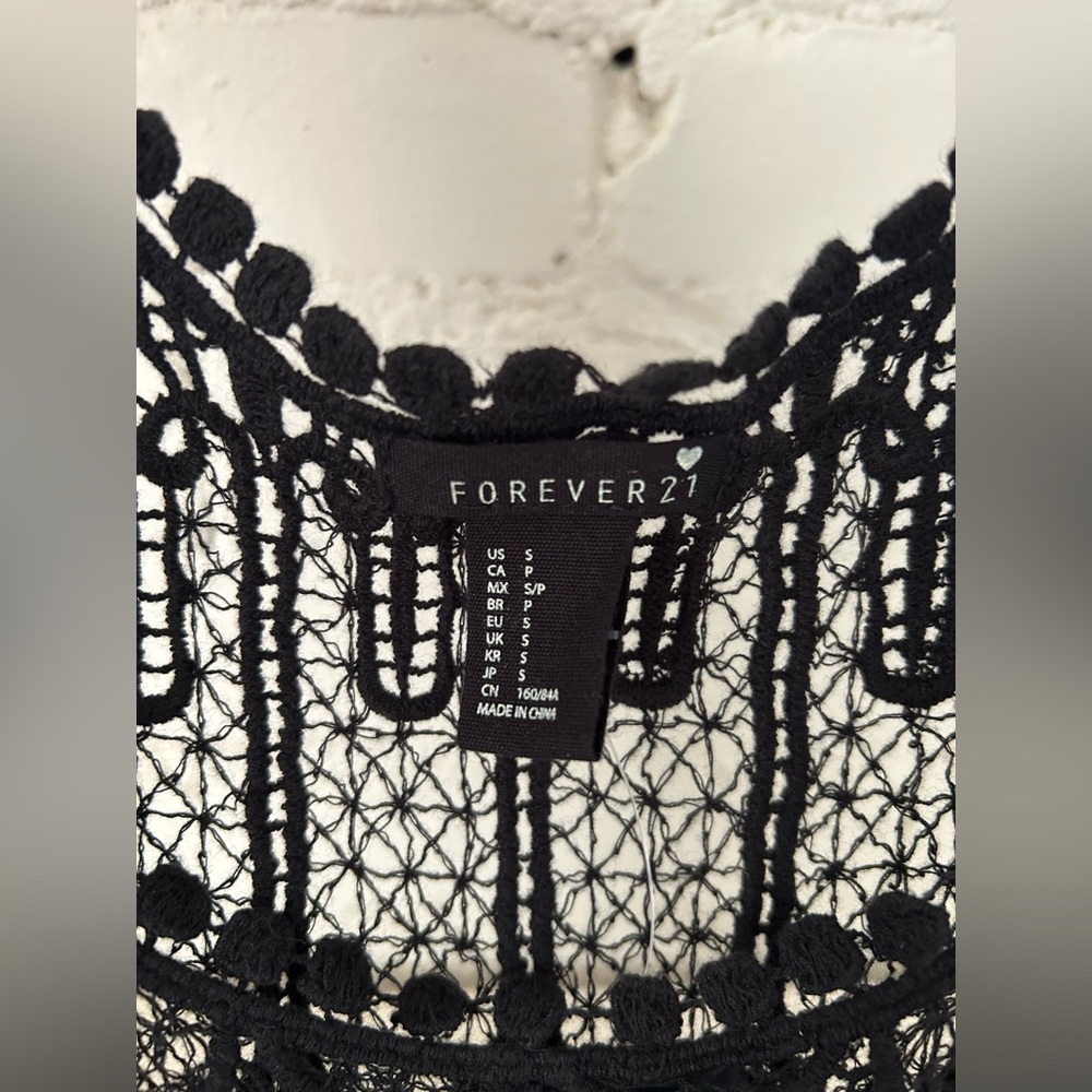 Forever 21 Black Butterfly and Floral Crochet Dress
Size: Small
NWT - Picture 3 of 12
